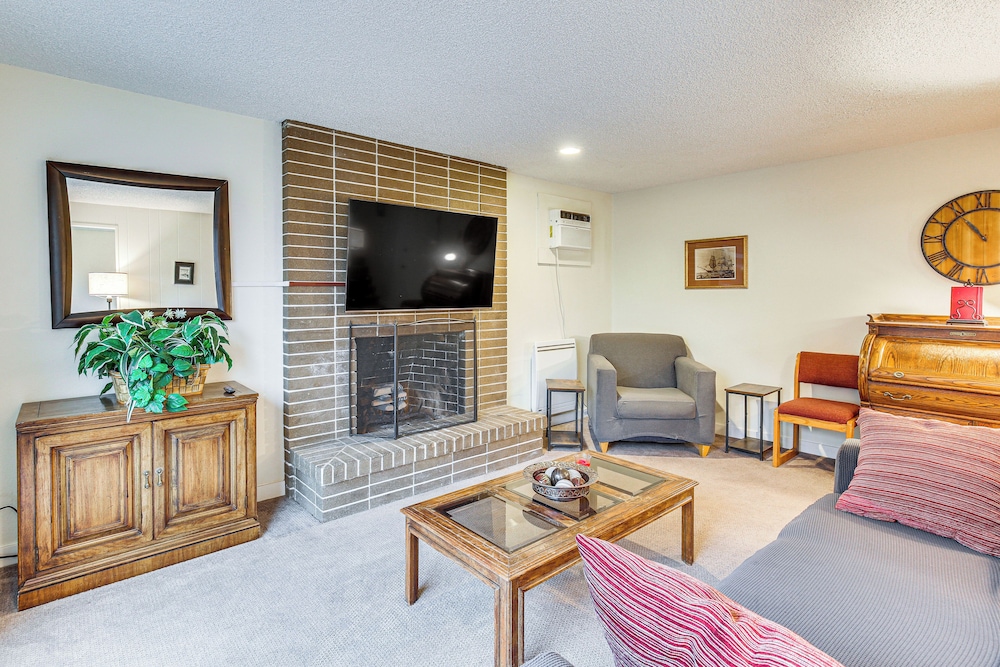 2 Mi to University of Oregon: Pet-friendly Abode