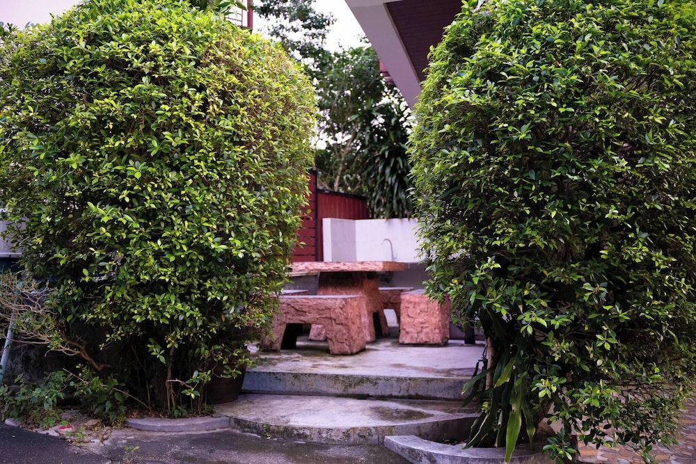 Boutique Hotel 20 min Walk to Kata Beach #302