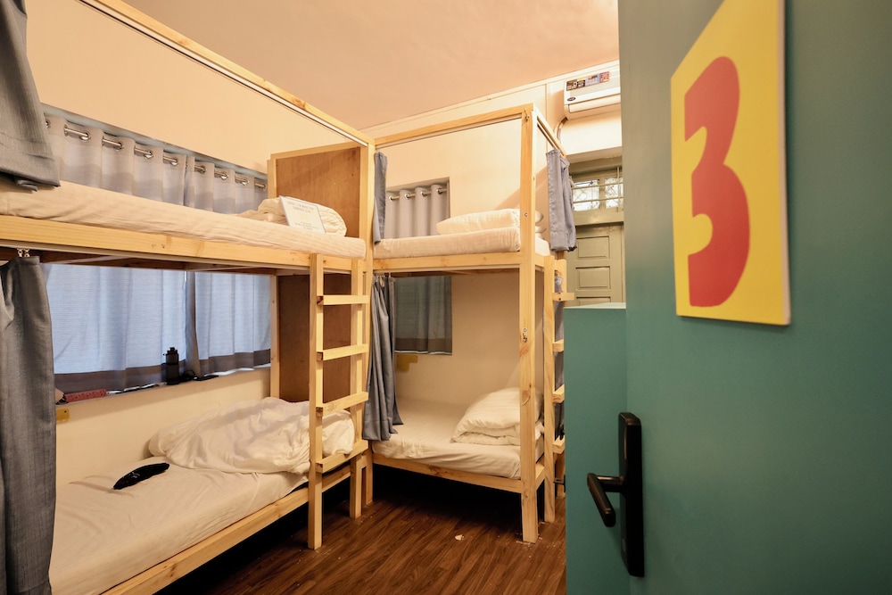 Locomo Hostel Mini - 9 mins from airport