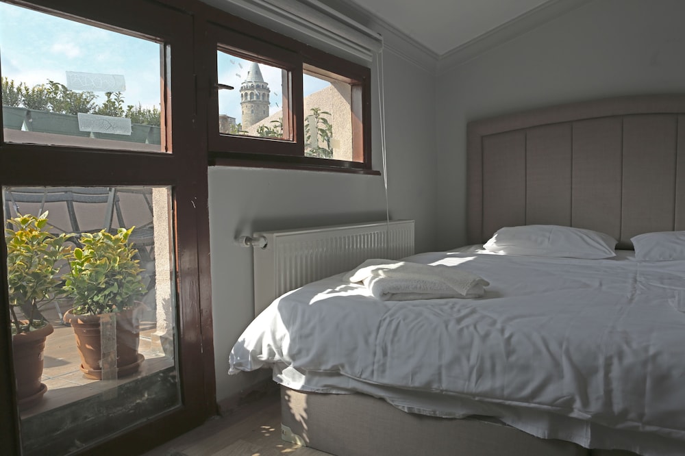 Karakoy VAV Suites