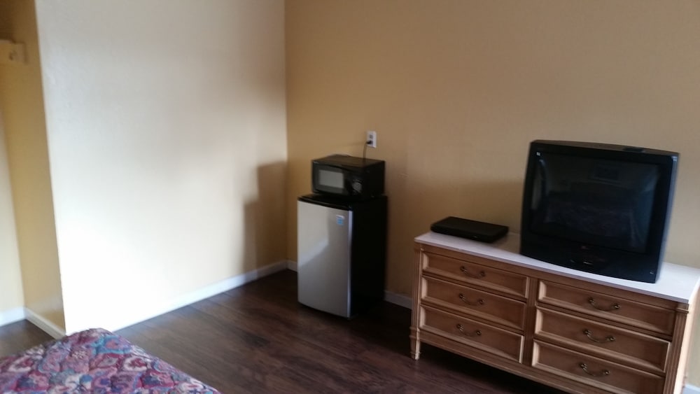 Economy Inn Antioch