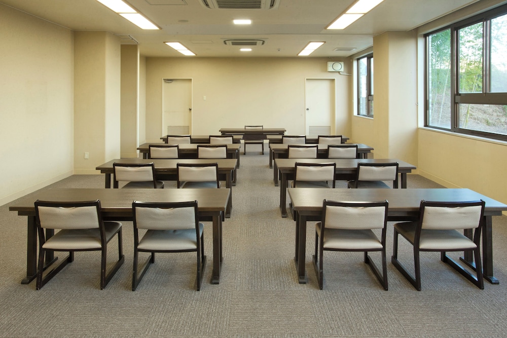 meeting & event spaces