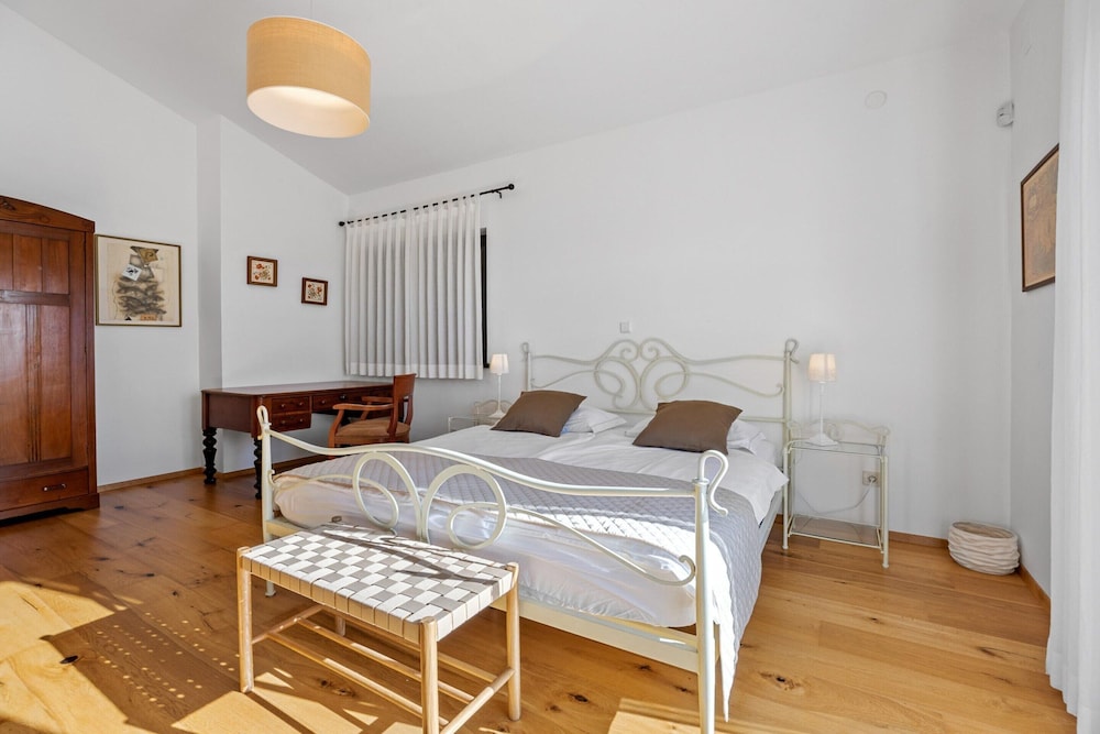 Idyllic Istrian Escape With Pool