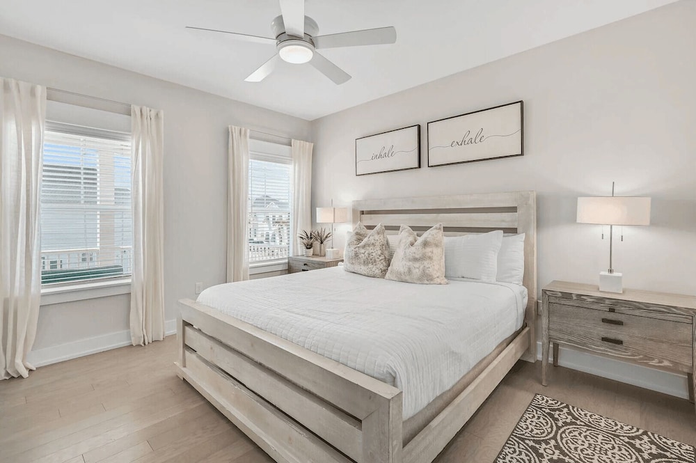 Nacho Beach House by Avantstay Inlet Beach Sleeps 10 + Pool