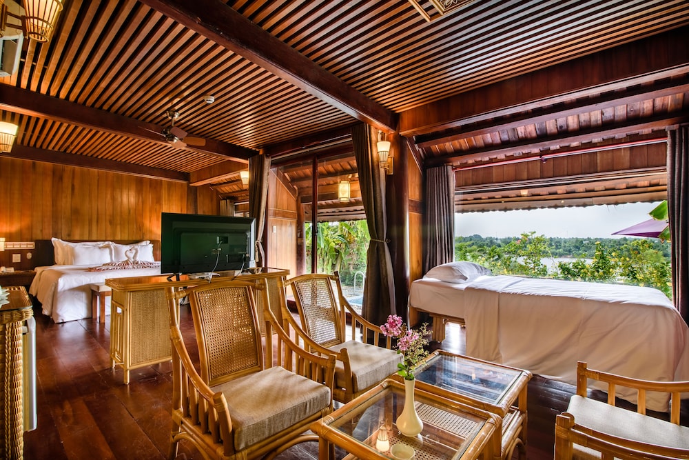 Sankofa Village Hill resort and Spa