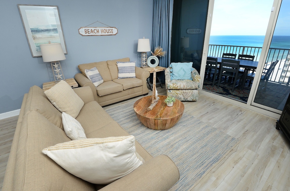 Shores Of Panama 1928 3 Bedroom Condo