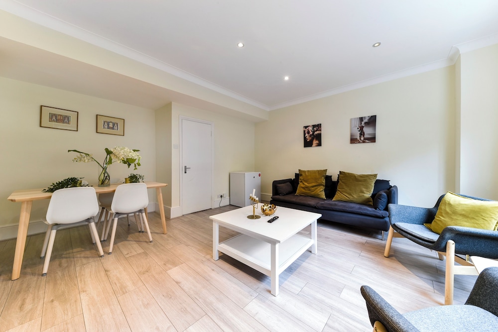 South Kensington Townhouse