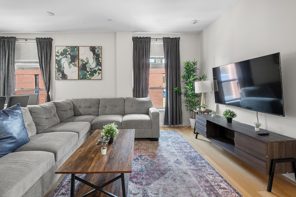 Furnished Apartment near BMC