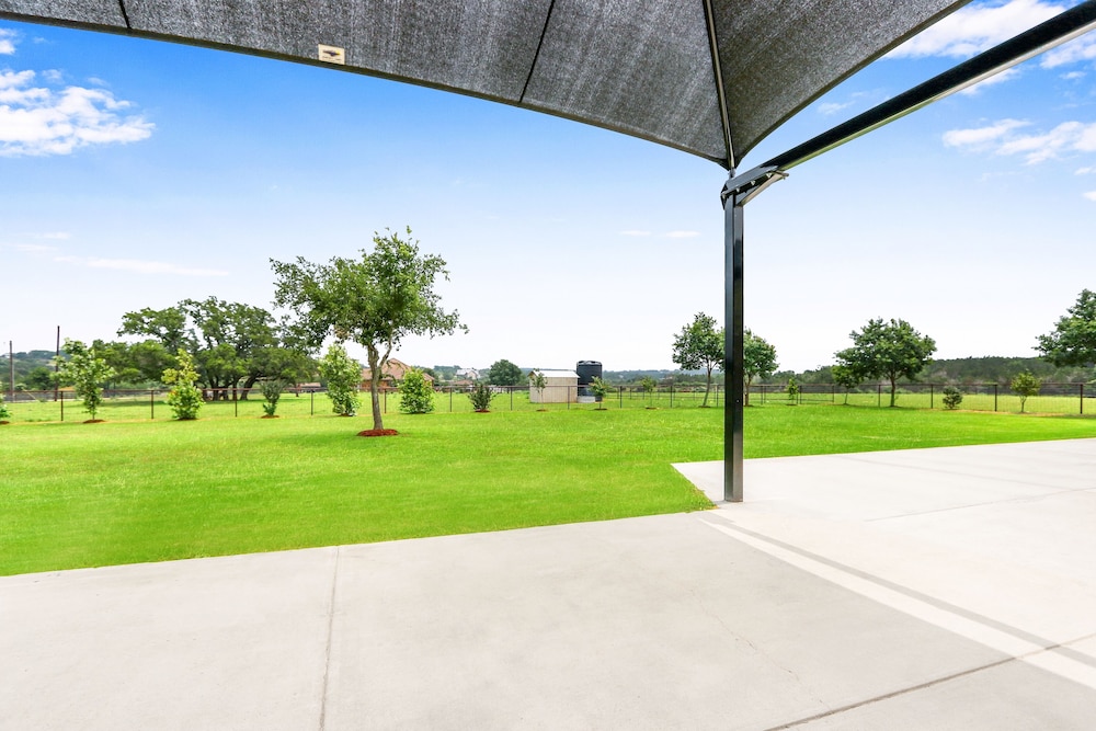 6A Ranch Luxury Meets Country!