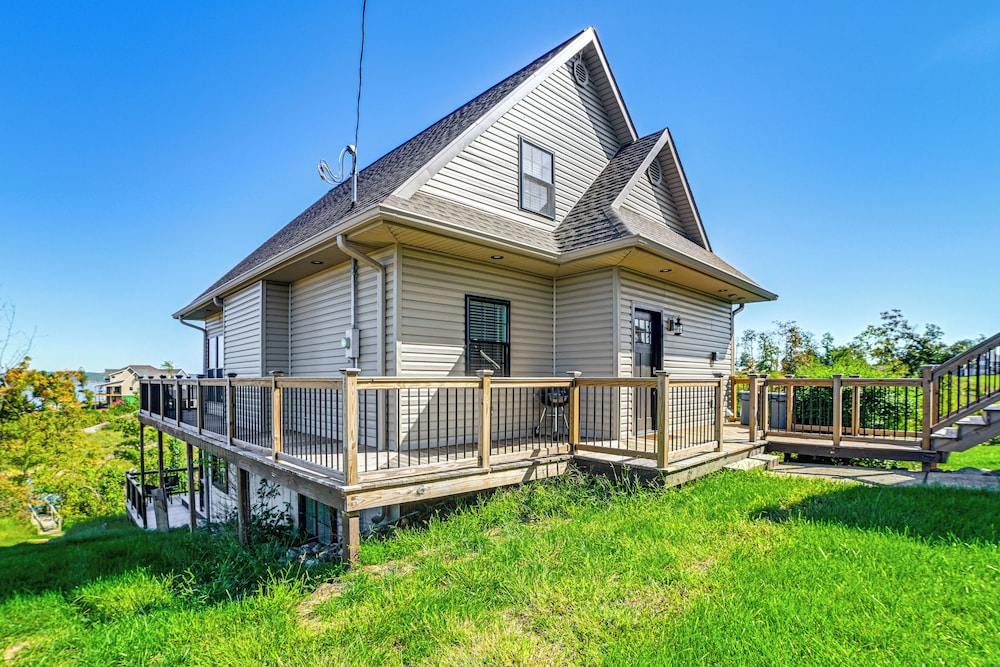 Kentucky Lake Home w/ Shared Dock!