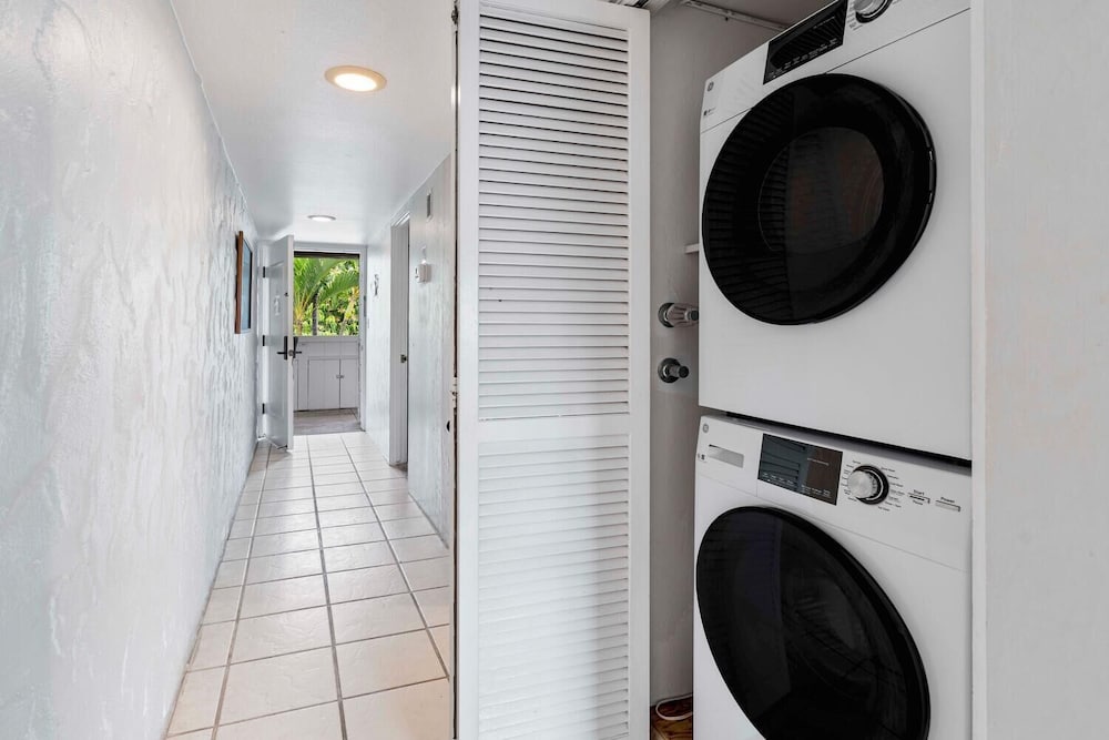 Oceanfront Complex - No Stairs - AC - Wifi - Vrkcv