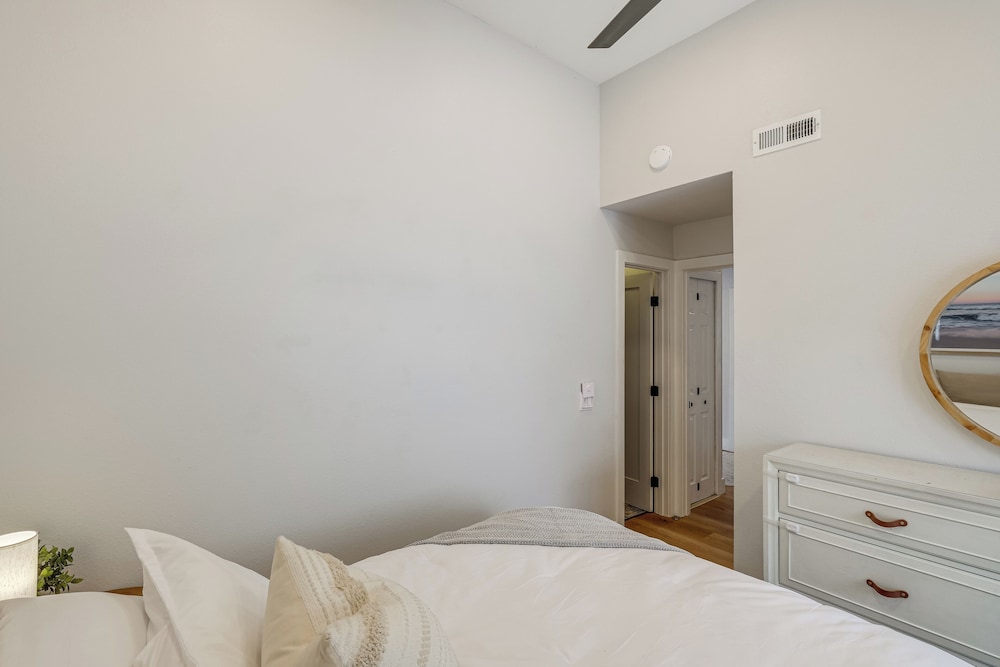 1 Mi to Coast: Family-friendly Gem in Solana Beach
