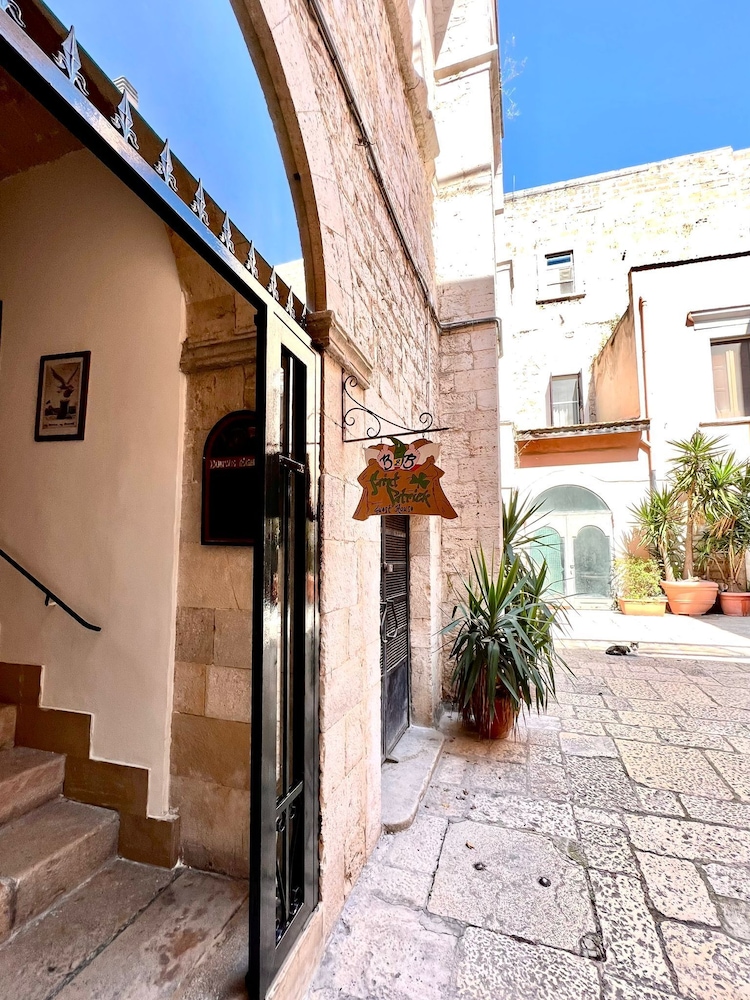 Saint Patrick B&B Guesthouse