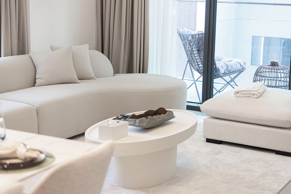 Aya- Stylish 1BR Stay NadAlSheba 34