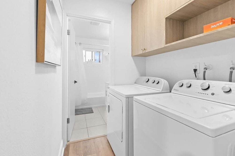 @ Marbella Lane - Modern 3broasis in Siliconvalley