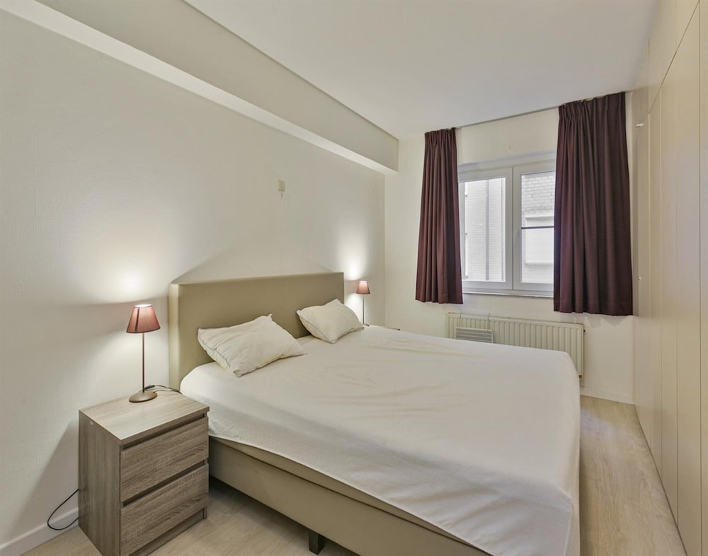 Flat in Blankenberge Near Belgium Pier