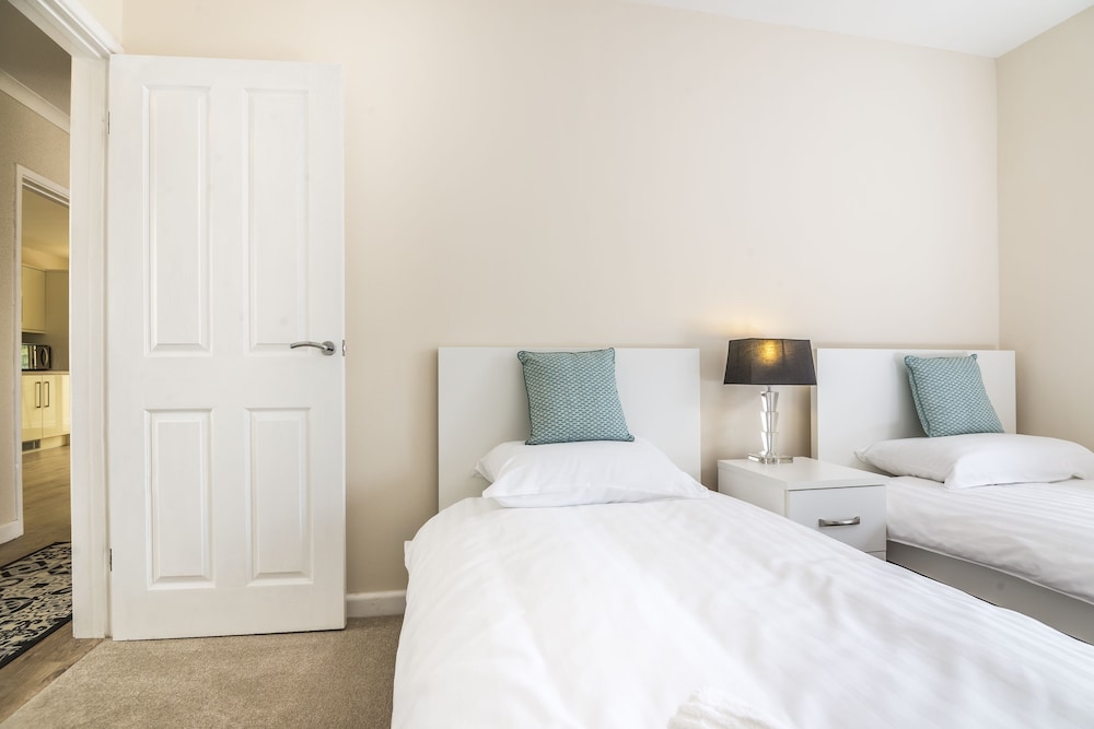 The Cwtch - 3 Bedroom - Pentlepoir view 4