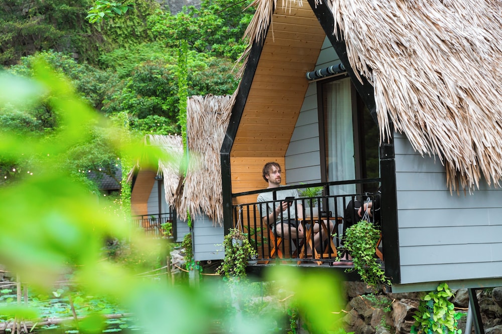 Hoang Minh Mountainside Villa