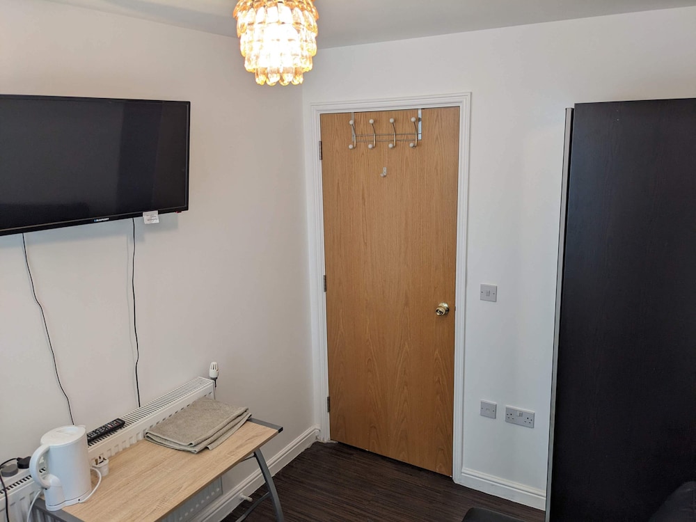 TravelStop #London-Ealing