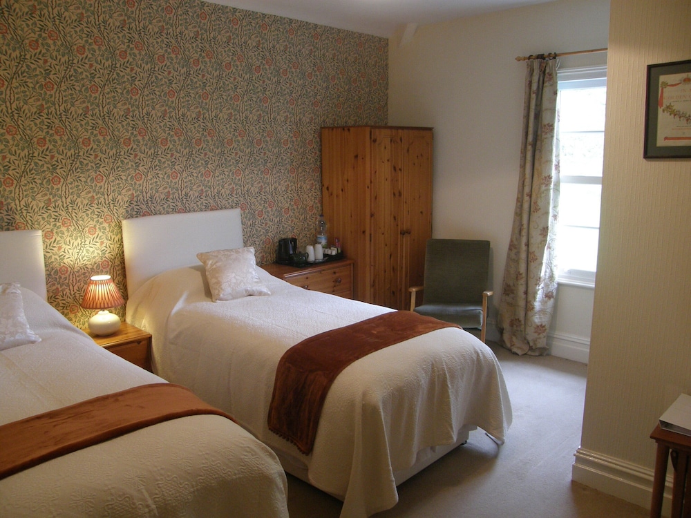 The Old Vicarage view 4