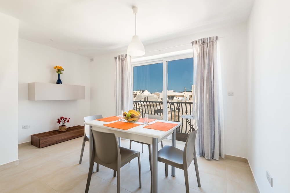 Mellieha Vacations - Yellow Pearl Apartments - Property Image 9