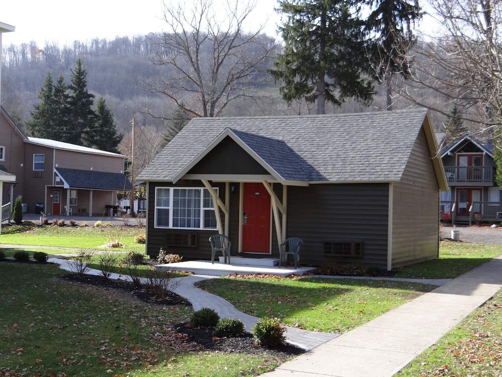 Edelweiss Lodge