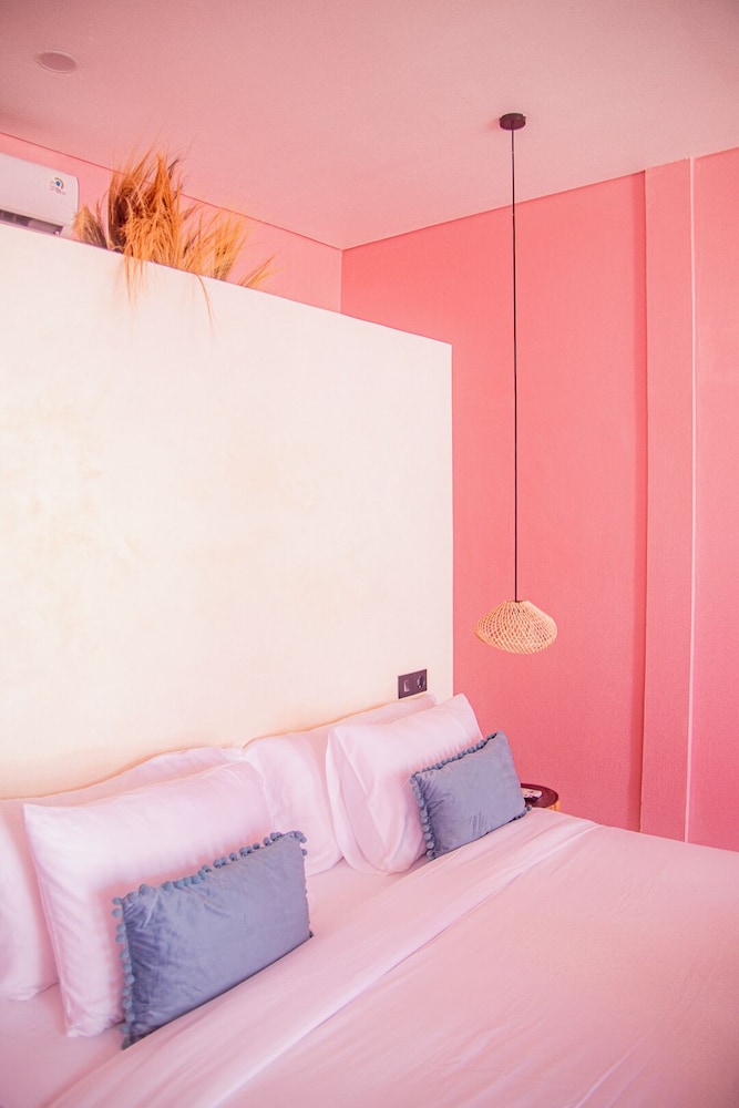 The Hyde Boutique Hotel