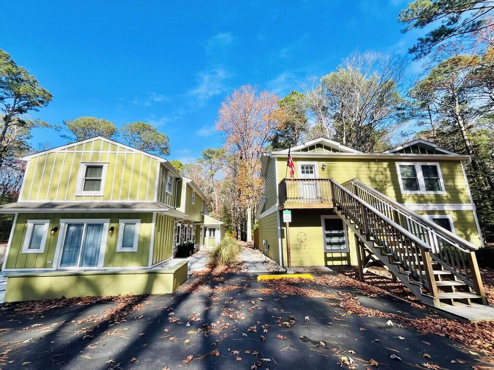 Central Avenue 33476