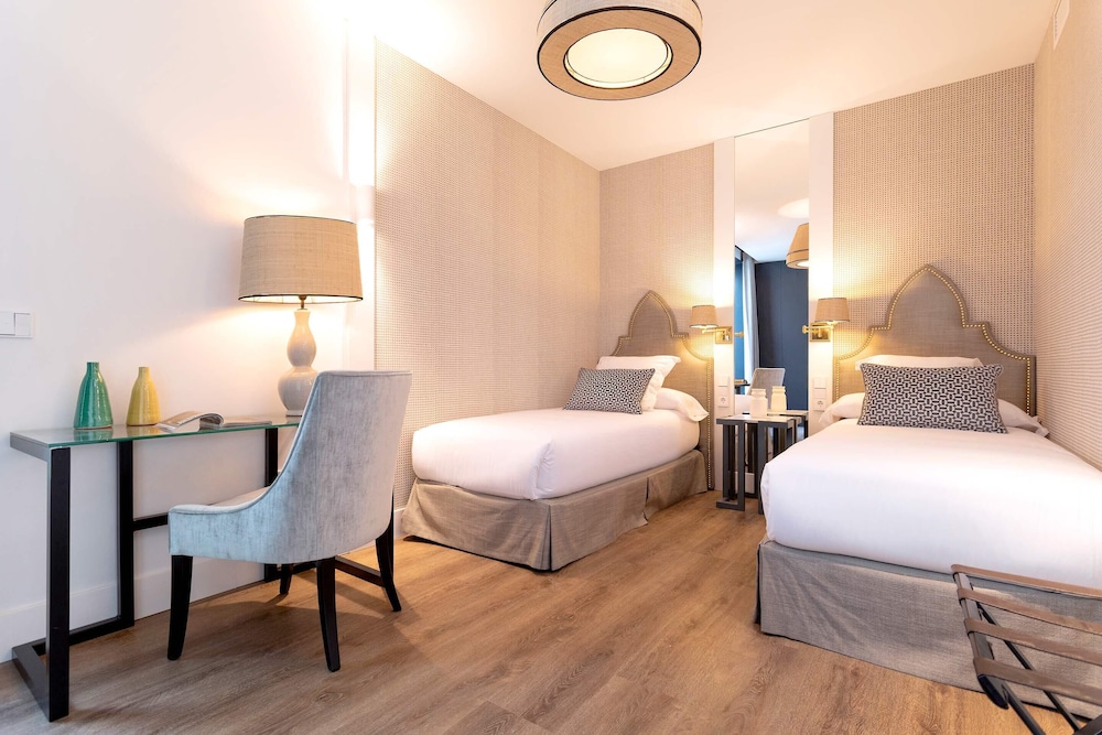 Luxury Apartment Torre del Oro View III