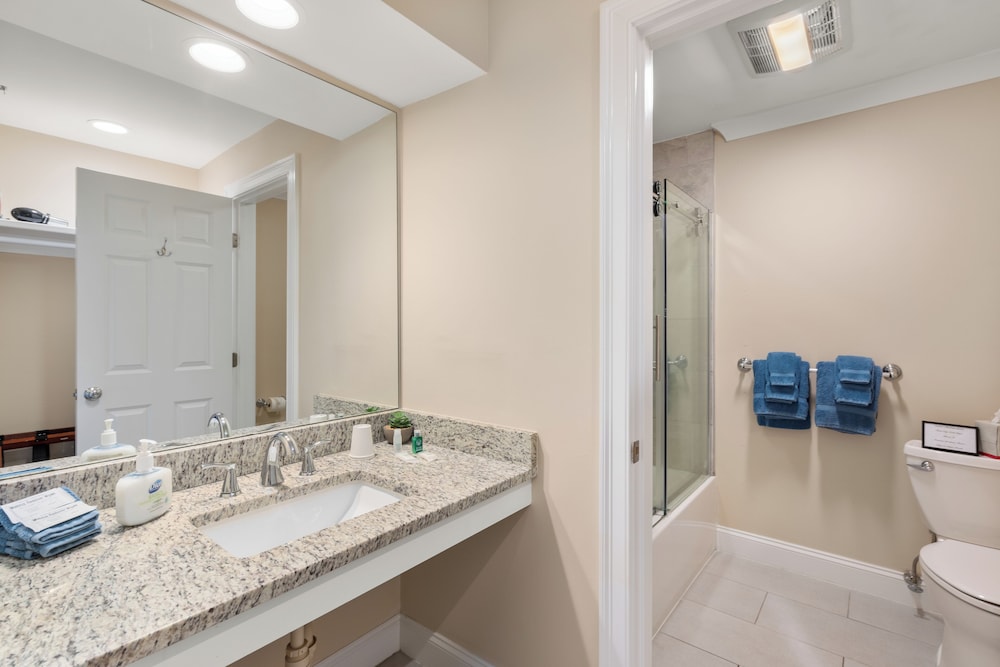 Guest House Suites