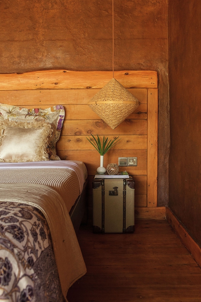Olengoti Safari Camp - East Africa Camps