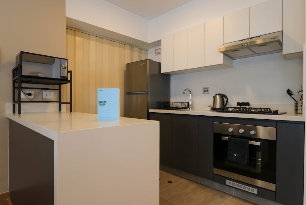 w Grandiose 2BR w Radiant Deco in Miraflores