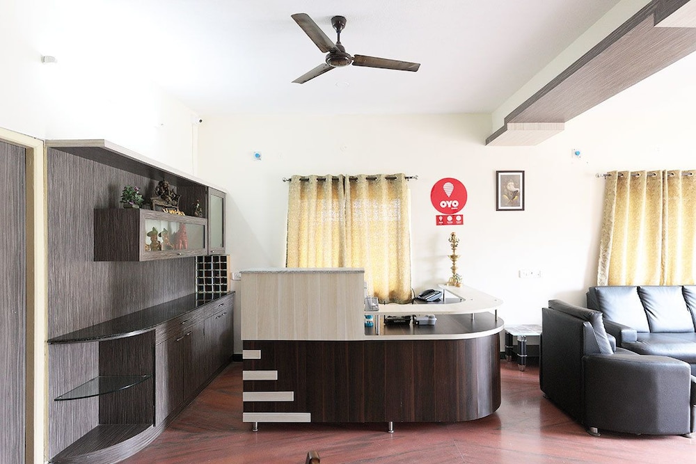 Home Stayz - Service Apartment