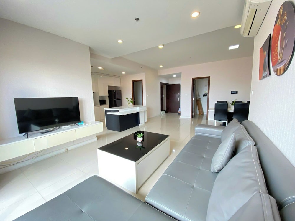SUNRISE CITY VIEW Retreat