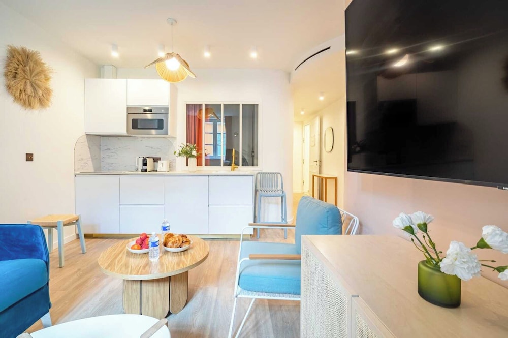 Beautiful 2bdr Flat - Hyper Centre St Tropez en Saint-Tropez