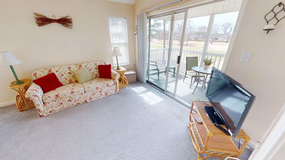 River Oaks 7g 2 Bedroom Condo