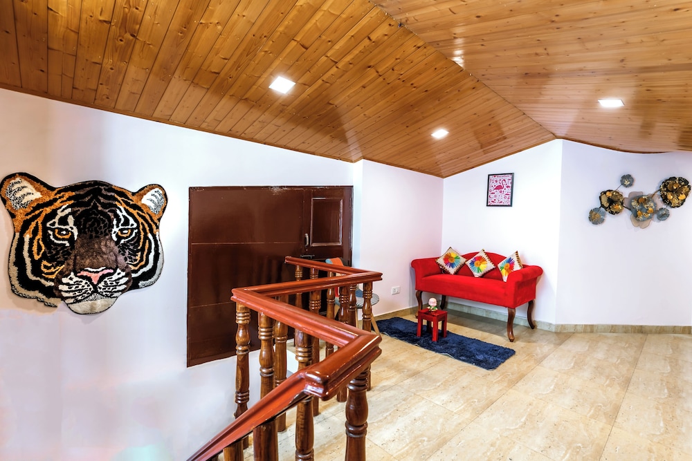 The Sunset Abode Shimla 4BR Valley Views