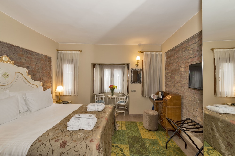 By Murat Royal Hotels - Image 32