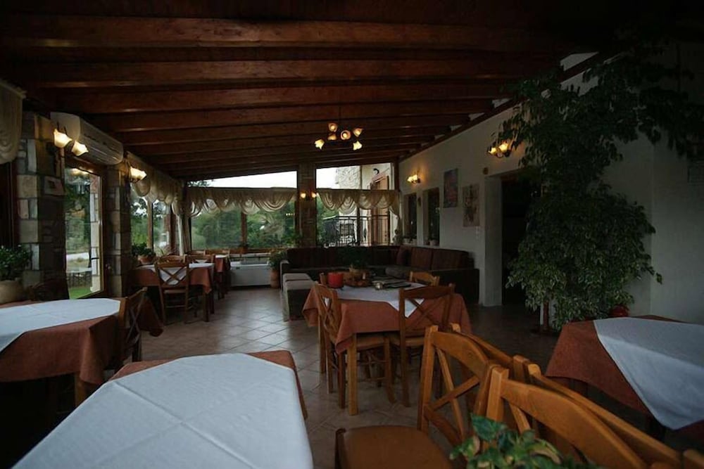 Orama Hotel