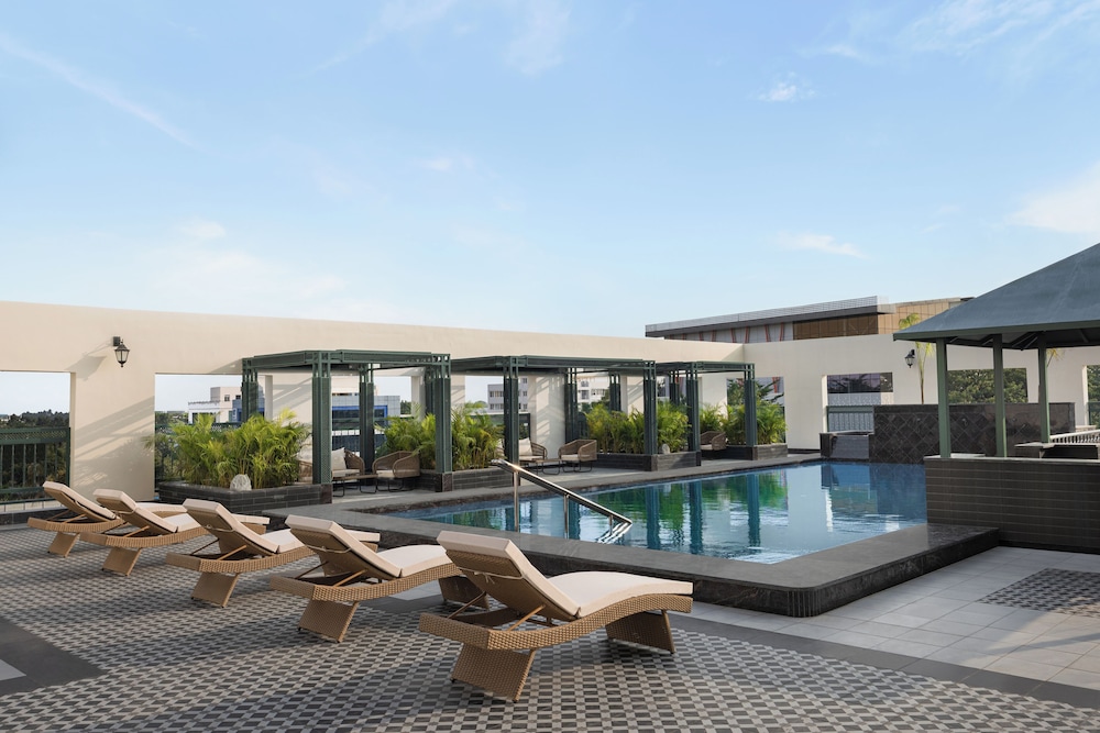 Doubletree By Hilton Bengaluru Airport