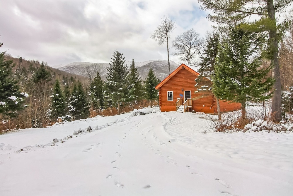 Lincoln Cabin 3 Bedroom Cabin