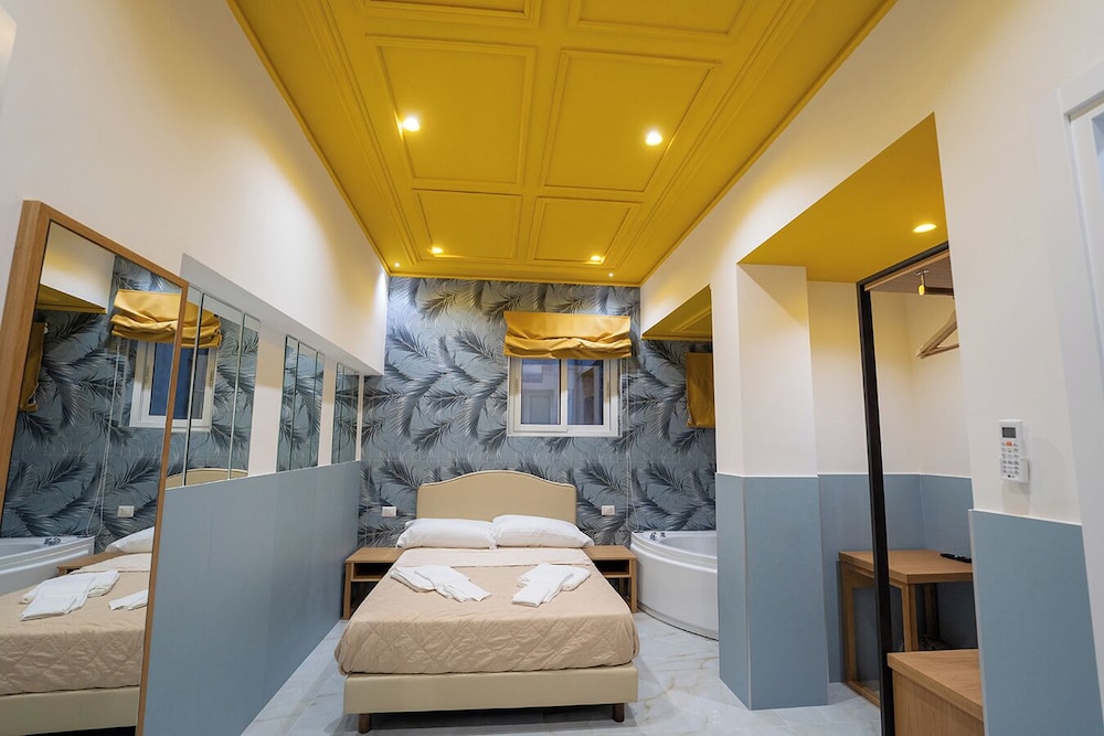 GREROS H. PORTO NAPOLI CENTRO by ClaPa Group Dislocated Hospitality