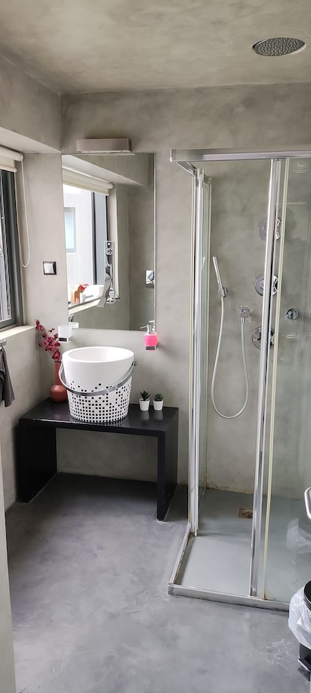 Athina Art Apartments