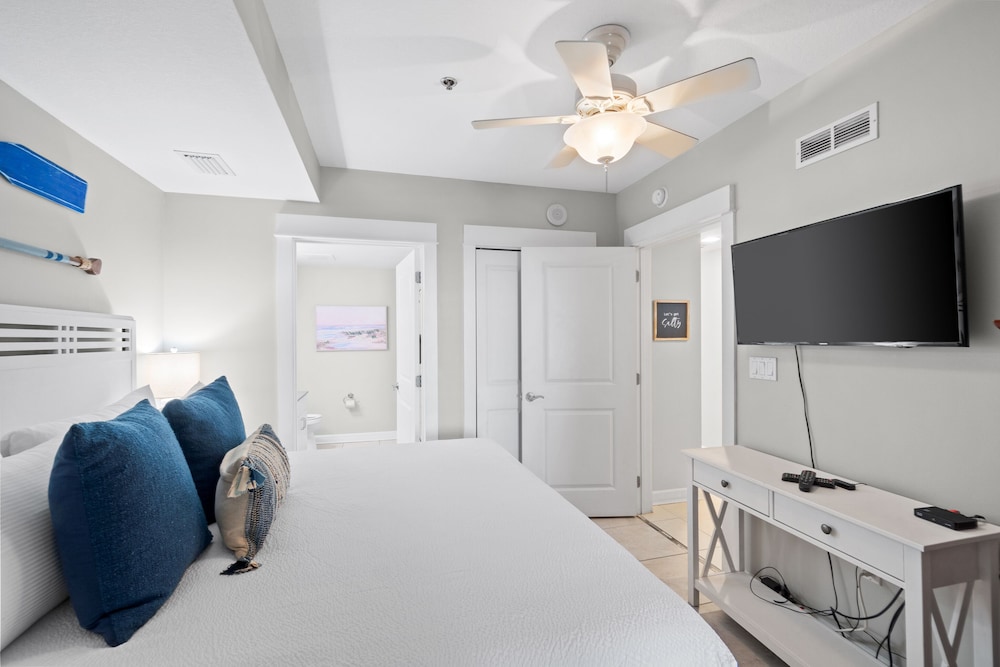 Grand Panama Beach Resort by Panhandle Getaways