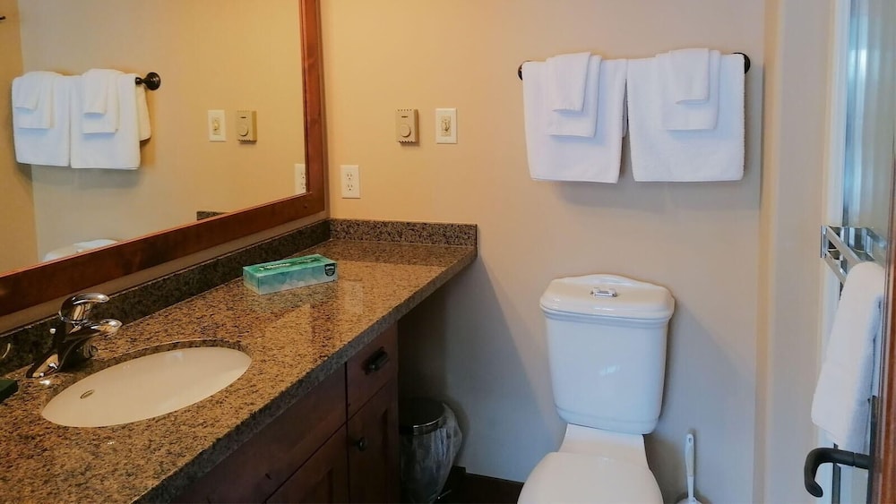 Sun Peaks Vacations - Woodhaven 19 - Property Image 31