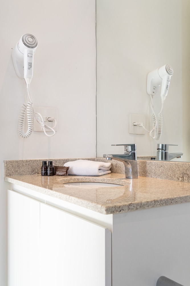Setin Downtown Genebra by Viva - Apartamentos completos na Bela Vista com piscina
