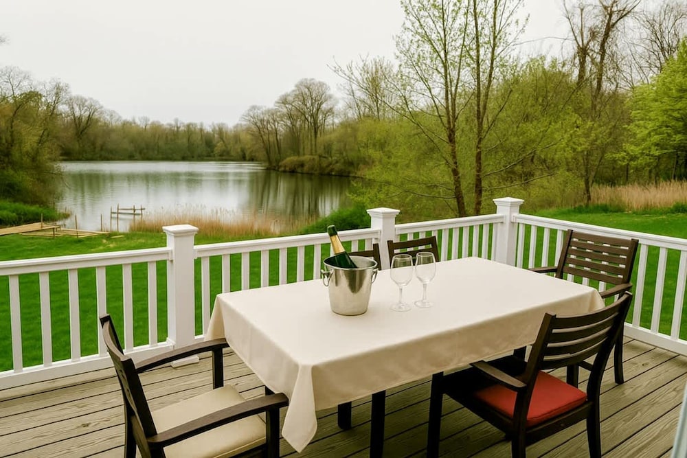 Waterfront Kent Island Retreat 5BR Sleeps 12 Near Weddings Annapolis