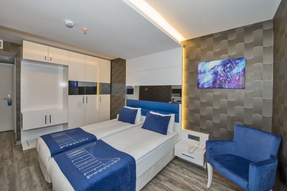 Inntel Hotel Istanbul - Image 12