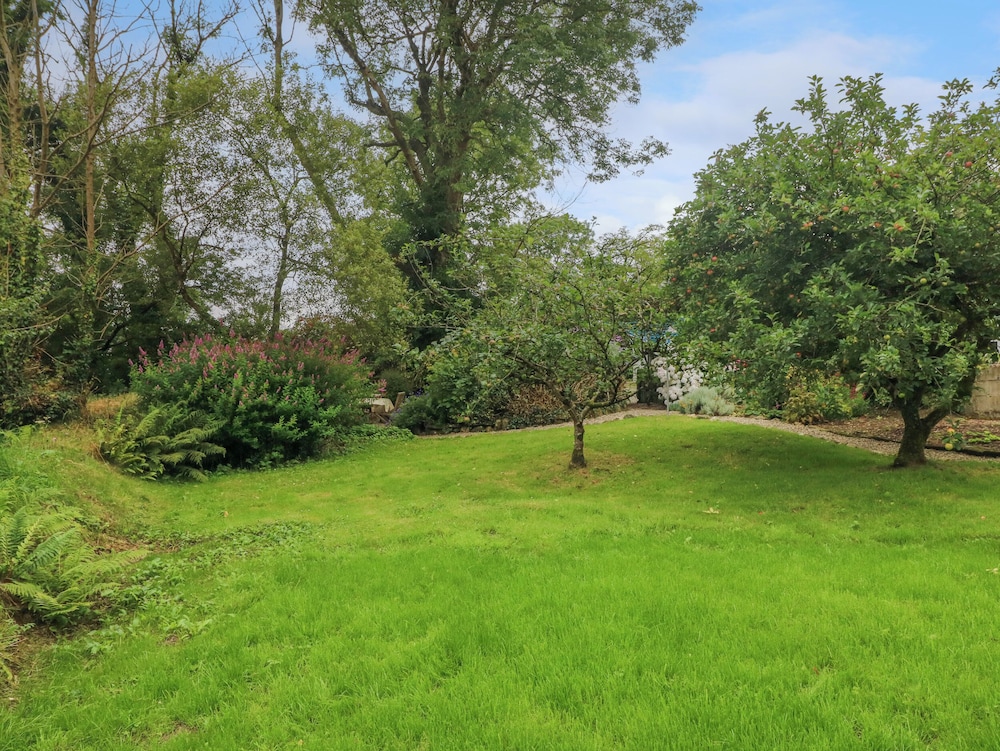 2 Summerhill