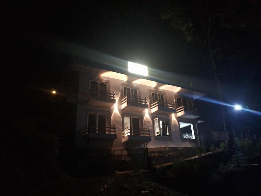 Shivansh Hotel